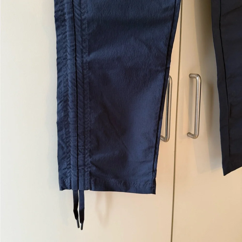 The North Face Cargo Pants Women’s Size 6 – Navy Blue Hiking Outdoor - Picture 4 of 7